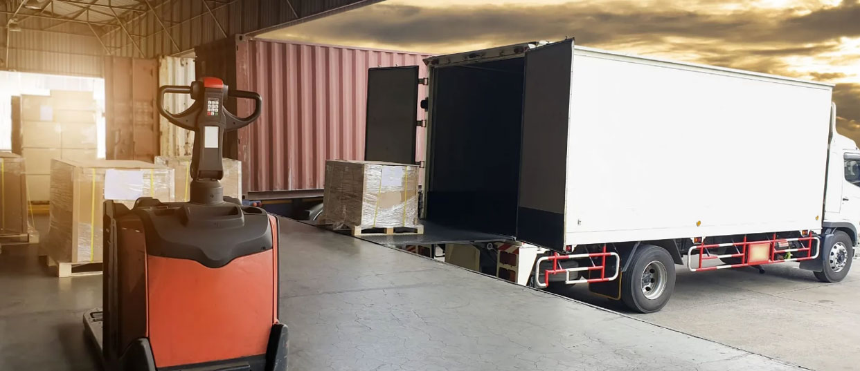 How to Wear The Folds Trend Four Ways